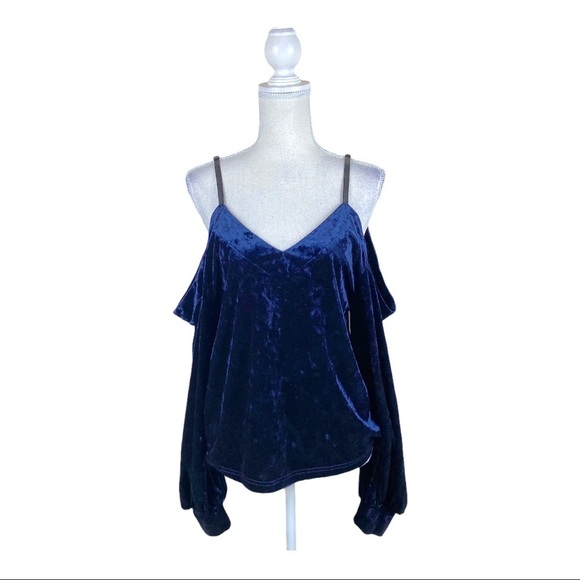 NWT. Romeo & Juliet Couture BOHO Blouse. Size M. - Picture 6 of 12